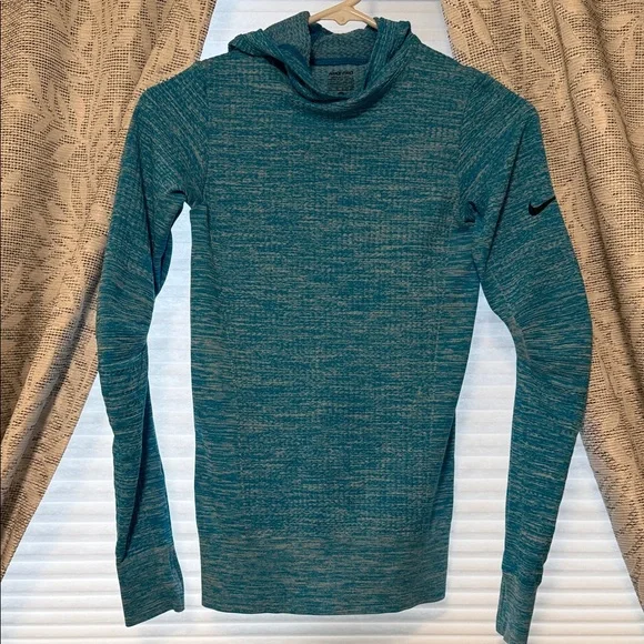Nike Women’s Teal Hooded run top - Picture 1 of 3